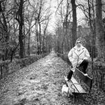 Sandra Barneda Instagram – MOMENTOS PARA MI
RES PI RAR 🥰

#retiropark #blancoynegro  #LeoandMe #paseoscaninos