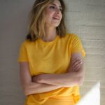 Sandra Barneda Instagram – Todo al amarillo 💛🌻🍋🌞🍯✨

📸 @javierppla
