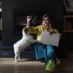 Sandra Barneda Instagram – Nuestro plan favorito juntos es salir a pasear 🥹 

Con Photo Remaster, una de las nuevas funcionalidades que trae instalado mi #GalaxyBook4 Pro 360 de @samsungespana, he editado una de las fotos que más me gusta y he conseguido mejorarla aún más como por arte de magia ✨
 
A Leo parece que también le ha gustado 😂🩷 

#GalaxyAI #Publi