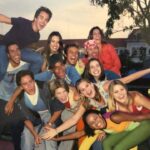 Sandy Instagram - É, minha gente, hoje tá sendo um dia muito especial… é também o aniversário de 25 anos de estreia do seriado Sandy e Junior. E que delícia recordar esse tempo maravilhoso… A gente era feliz e sabia. ♥️