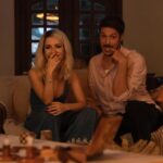 Sandy Instagram - Comenta aqui quem já assistiu #EvidênciasdoAmor e o que achou… Pra quem ainda não viu, já marca o @ de quem vc quer convidar. 👀 Afinal, fim de semana tá aí! 😉