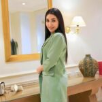 Sandy Jamal Instagram – مساء الخير ♥️
سؤال سريع شنو ابالكم بهاللحضه