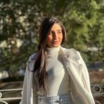 Sandy Jamal Instagram – شِلَك بِروحَك تَعال بِروحِي عيش!♥️

وانتو شتكولون؟😉