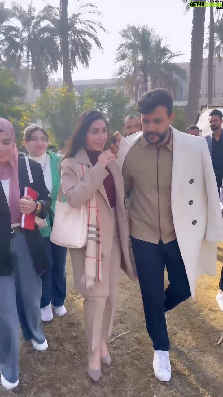 Sandy Jamal - 257.3K Likes - أن تحب لحبيبك ما تحب لنفسك ، أن تكون السند الحاضر حتى و إن غبت ، أن تكون سبباً للفرحة في حياته ، أن تكون ملاذه في حزنه ، وذلك الشخص الذي يستوعبه دائماً وابداً ، أن تكون له نفسه ويكون هو لك نفسك ، ذلك هو الحب ❤️ عيد حب سعيد لكم جميعاً
.
#احمد_الخفاجي | #ساندي_جمال