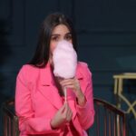 Sandy Jamal Instagram – شحچـي عنـچ ؟
كلشي بالدنـيا حـلو مخلـوق منچ ..!♥️

كلولنه ابيات شعريه غزليه حلوه مثلكم

القاط منا اخذته
@itsbellastoree