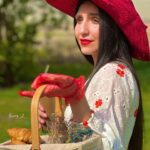 Sandy Jamal Instagram – صبااح الخير عالجمييع جمعه مبااركه 

عود ليش من يكون ماعدنه شغل نكعد من وكت ومن يكون عدنه شغل نسحل روحنه سحل

كلولي شنو رئيكم بجلسة التصوير واختارو ياصوره احلى

الفستان اخذنه منا👇🏻
@turkish_house_zayouna

by: @hory_2_