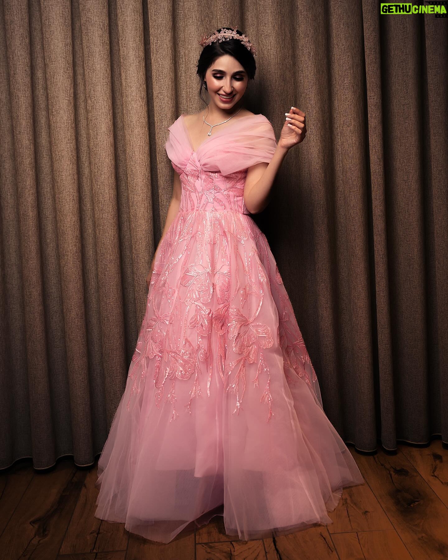 Sandy Jamal - 131.1K Likes - 💕💗