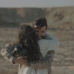 Sandy Jamal Instagram – أسالو اهلكم عن ذكرياتهم مع هالاغنية 🤍 واكتبولنا اجوبتهم 

🫡🇮🇶

#احمد_الخفاجي | #ساندي_جمال
