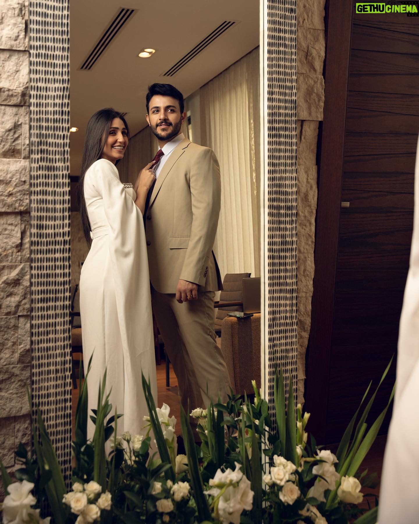 Sandy Jamal - 331.8K Likes - ❤️💍 الحمد لله الذي بنعمته تتم الصالحات
.
#احمد_الخفاجي | #ساندي_جمال