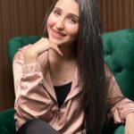 Sandy Jamal Instagram - جمعه مباركه عالجميع برأيكم شنو الي يخلي الواحد كلما كبر تقل دائرة الاشخاص بحياته
