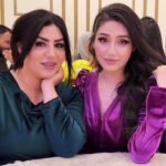 Sandy Jamal Instagram – خميسكم فله
شنو ترتيبكم بالعائله اني الصغيره😁😁 ومستغله امي وتماره 🤣😂