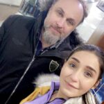 Sandy Jamal Instagram - شكررا لدعمكم وكلامكم اللطيف الي اتمنى اكدر اقدملكم بالمستقبل شي تحبو شكرا شكرا اصدقائي بالكواليس كلكم بدون استثناء حتى ماانسى احد ويزعل عليه جنتو الي فعلا اصدقاء واخوان شكرا للفرصه الي جمعتني بيكم صارت عندي عائلة جديده هيه انتو♥️ شكرا على حبكم الشخصية (رنا)اتمنى اكدر اخليكم تحبوني دائما شكرا قناة mbcالعراق لان كل سنه تنطينه فرص وتقدمين وجوه جديده @mbciraqtv شكرا لمجهودك وتعبك ويانه جنت النه اكثر من اب وشكرا للفرصه الحلوه الي انطيتنياها استاذ سلام عرب @salamarab21 مخرجنا الكبير تعبنااك ويانه وتعلمت منك @eyadnahhas شكرا كاتبة بنات صالح نجاح عملك الرائع @nadaimadkhalil مخرج منفذ استاذ غزواان شكرا لجهودك معنا @ghzwankahwajy واكيييد شكرررا لكل الكادر الفني الي بدونهم منكدر نكون عالشاشه❤️