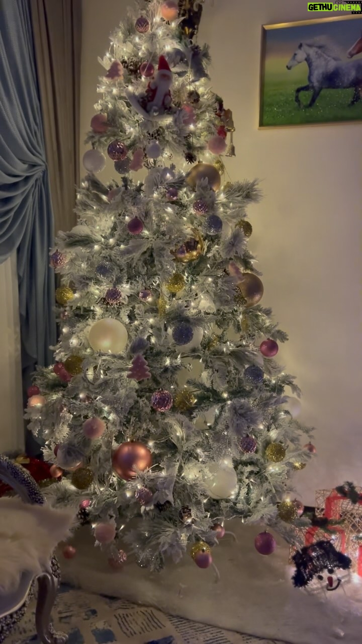 Sandy Jamal - 139.7K Likes - شنو سوتلكم 2023🎄