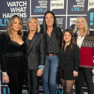 Sandy Yawn Instagram - Last night at @bravowwhl was a blast! Huge thanks to the talented @priscilladistasio for my glam and shoutout to the fabulous @moyevabespoke and @andreatnewyork for my stunning suit! 

#bravotv #bravowwhl #belowdeckmed