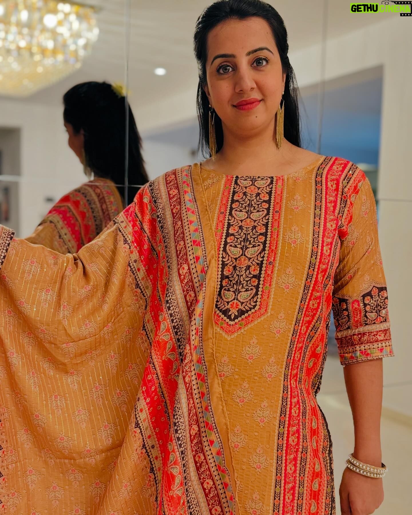 Sanjjanaa Instagram - Mother’s Day Sale is Now live . Launching an all new collection in @ethnixvogue_revolutions , of daily wear salwars & co - ord sets . ❤️ we have launched plus sizes from size S , M , L , Xl , xxl , 3xl , 4xl , 5xl , 6xl , 7xl . Also Chq out our dress materials & celebrating wear collections on www.itsmyapp.in .