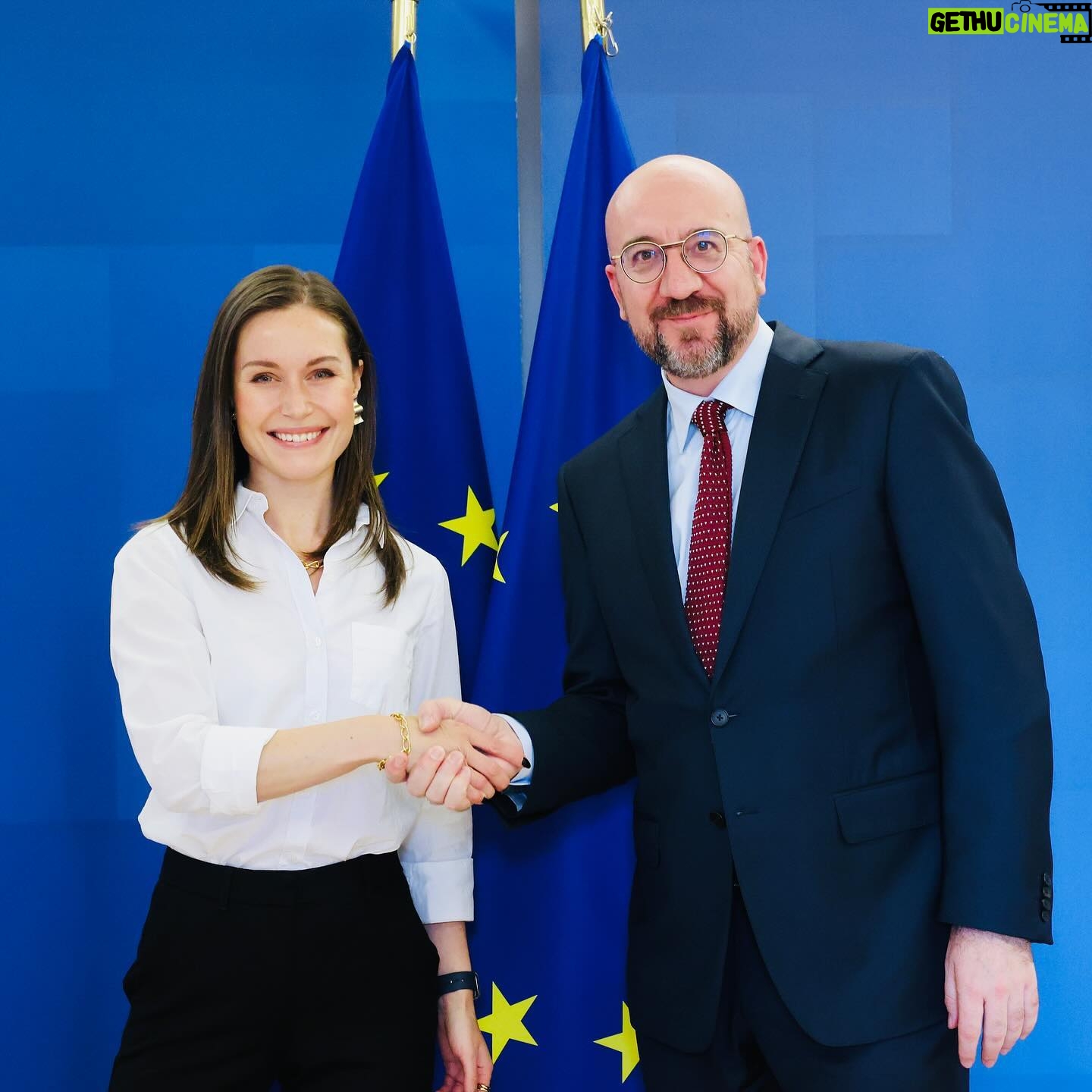 Sanna Marin Instagram - Full days of meetings and insightful discussions in Brussels 🇪🇺 Prime Minister of Belgium 🇧🇪 @alexanderdecroo, President of the @eucouncil @CharlesMichel, Vice President of the @europeancommission Věra Jourová, European Commissioner for International Partnerships @juttaurpilainen, Commissioner for Neighbourhood and Enlargement Olivér Várhelyi, Commissioner for Health and Food Safety @skyriakides as well as Commissioner for Financial Services, Financial Stability and Capital Markets Union @mcguinnesseu as well as many other great professionals. 🇪🇺 Also thank you @institutegc Brussels for organizing a full house discussion on the European future of #Ukraine and #Moldova with Deputy Prime Minister for European and Euro-Atlantic Integration of Ukraine Olha Stefanishyna @olhastefanishyna, Deputy Prime Minister for European Integration Cristina Gherasimov, and EU Commissioner for Jobs and Social Rights, @pes_eu Common Candidate Nicolas Schmit. The question of enlargement is now being discussed under very unique geopolitical circumstances - different than ever before. Ukrainian & Moldovian proggress on the path of EU integration is fundamentally linked to the broader question European values and security. This is why it’s crucial for Europe to articulate a clear positioning: aggressive actions will only lead to the citizens of Ukraine and Moldova choosing the European way: collective commitment to peace, stability, international norms, and the sovereignty of nations to determine their paths. 🇪🇺🇺🇦🇲🇩
