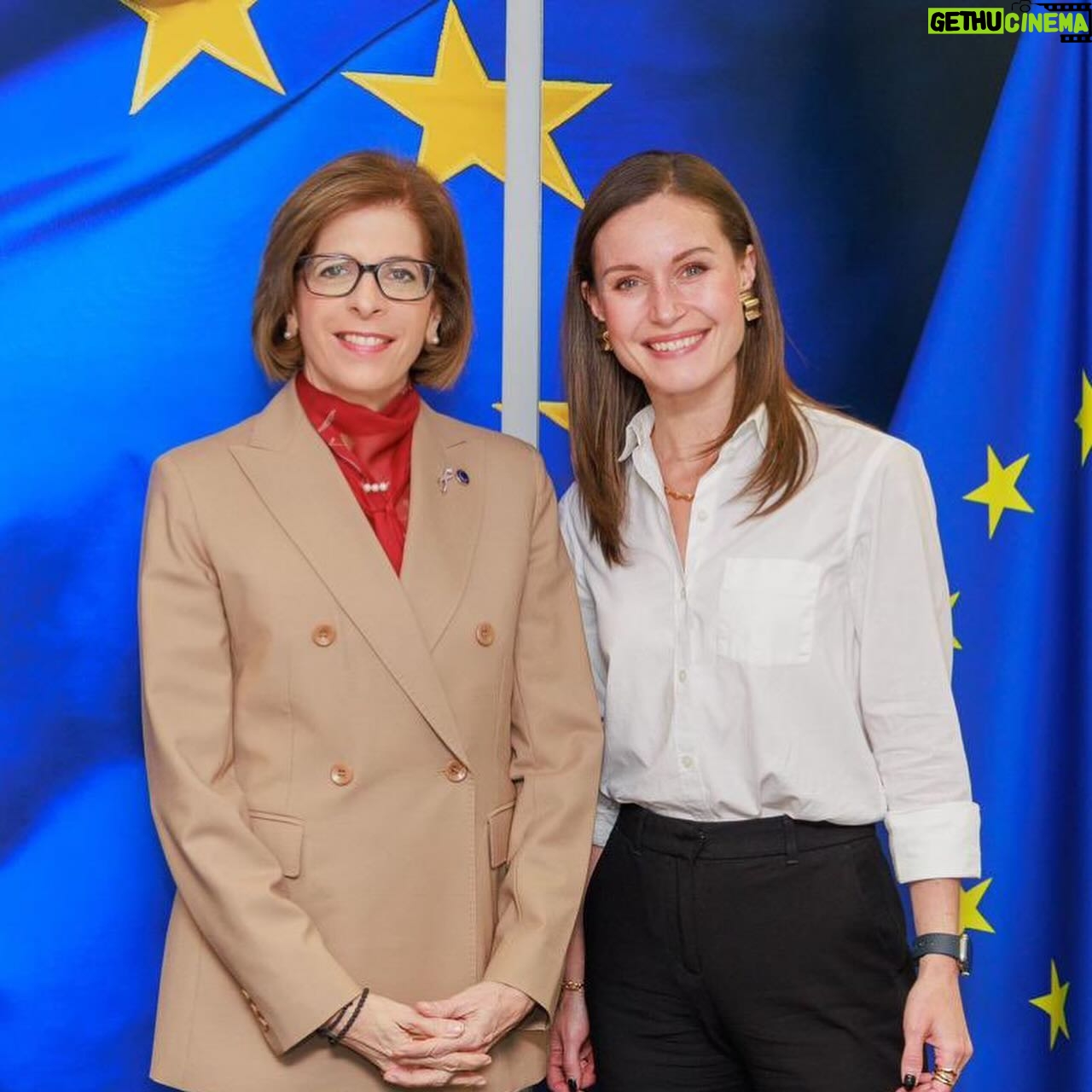 Sanna Marin Instagram - Full days of meetings and insightful discussions in Brussels 🇪🇺 Prime Minister of Belgium 🇧🇪 @alexanderdecroo, President of the @eucouncil @CharlesMichel, Vice President of the @europeancommission Věra Jourová, European Commissioner for International Partnerships @juttaurpilainen, Commissioner for Neighbourhood and Enlargement Olivér Várhelyi, Commissioner for Health and Food Safety @skyriakides as well as Commissioner for Financial Services, Financial Stability and Capital Markets Union @mcguinnesseu as well as many other great professionals. 🇪🇺 Also thank you @institutegc Brussels for organizing a full house discussion on the European future of #Ukraine and #Moldova with Deputy Prime Minister for European and Euro-Atlantic Integration of Ukraine Olha Stefanishyna @olhastefanishyna, Deputy Prime Minister for European Integration Cristina Gherasimov, and EU Commissioner for Jobs and Social Rights, @pes_eu Common Candidate Nicolas Schmit. The question of enlargement is now being discussed under very unique geopolitical circumstances - different than ever before. Ukrainian & Moldovian proggress on the path of EU integration is fundamentally linked to the broader question European values and security. This is why it’s crucial for Europe to articulate a clear positioning: aggressive actions will only lead to the citizens of Ukraine and Moldova choosing the European way: collective commitment to peace, stability, international norms, and the sovereignty of nations to determine their paths. 🇪🇺🇺🇦🇲🇩