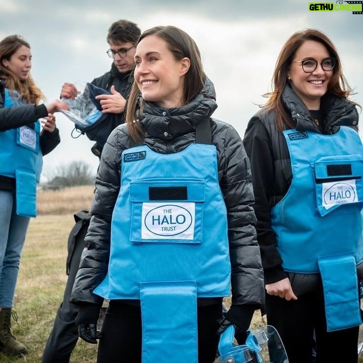 Sanna Marin Instagram - In my role as Strategic Counselor at the Tony Blair Institute for Global Change, I had the privilege of visiting a mine clearance site alongside First Vice Prime Minister and Minister of Economy of Ukraine, Yulia Svyrydenko. The HALO Trust, the world’s leading landmine clearance organization, has already successfully neutralized over 19,000 landmines and unexploded ordnance in Ukraine. This effort by skilled deminers has made vast stretches of land — fields, school grounds, residential areas, and walkways—safe, eliminating the risk of accidents. With an estimated two million landmines laid since February 24th 2022, the HALO Trust’s work is not only crucial in safeguarding lives but also in enabling the restoration of normalcy and economic activities in the region. @thehalotrust