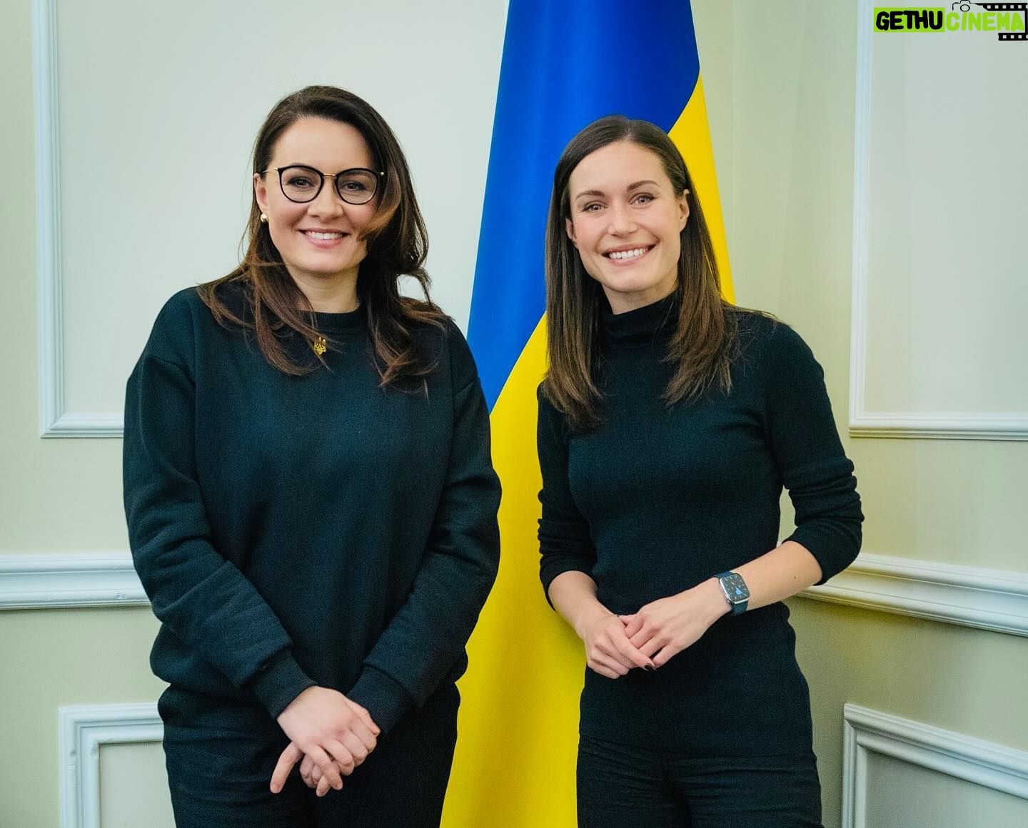 Sanna Marin Instagram - I am grateful for the opportunity to visit Ukraine 🇺🇦 for the third time since the war started, this time in my capacity as Strategic Coucillor at the Tony Blair Institute for Global Change to express the Institute’s support and solidarity with Ukraine in its fight against the illegal and unjust attack it is facing. In my visit, I had the opportunity to engage in numerous discussions about the state of the war, reconstruction, and Ukraine’s European future. It was also very interesting to visit a humanitarian demining site in Bucha, where an international organization HALO Trust works to make war-torn areas safe safe by clearing landmines and other explosives. In this context, it was a great honor to meet Prime Minister Denys Shmyhal, First Vice Prime Minister and Minister of Economy Yulia Svyrydenko, Head of Presidential Office Andriy Yermak, Deputy Prime Minister for European and Euro-Atlantic Integration Olha Stefanishyna as well as students of Kyiv School of Economics and many brave people working in the country. Thank you also to Finnish Ambassador to Ukraine Jaakko Lehtovirta for good discussions over lunch. With more than two years of brutal war, the need for international attention is more crucial than ever. In order to win the war, Ukraine needs even further political, financial, economic, humanitarian, military and diplomatic support. Sanctions must be enforced. In my new role in TBI, I am committed to supporting Ukraine especially in its path towards the membership of the European Union. The question of Ukraine is a question of Europe. European integration for areas facing Russian aggression and threat is vital for the security and future of our continent as a whole. Europe must send a clear message: Acts of aggression and oppression cannot result in the creation of buffer zones or grey territories. It will only lead to more integrated european continent sharing respect for peace, stability and international law as well as the right of sovereign nations to choose their own future. Ukraine’s accession to the European Union will not only benefit Ukrainian people, but also strengthen the European project, peace and stability.