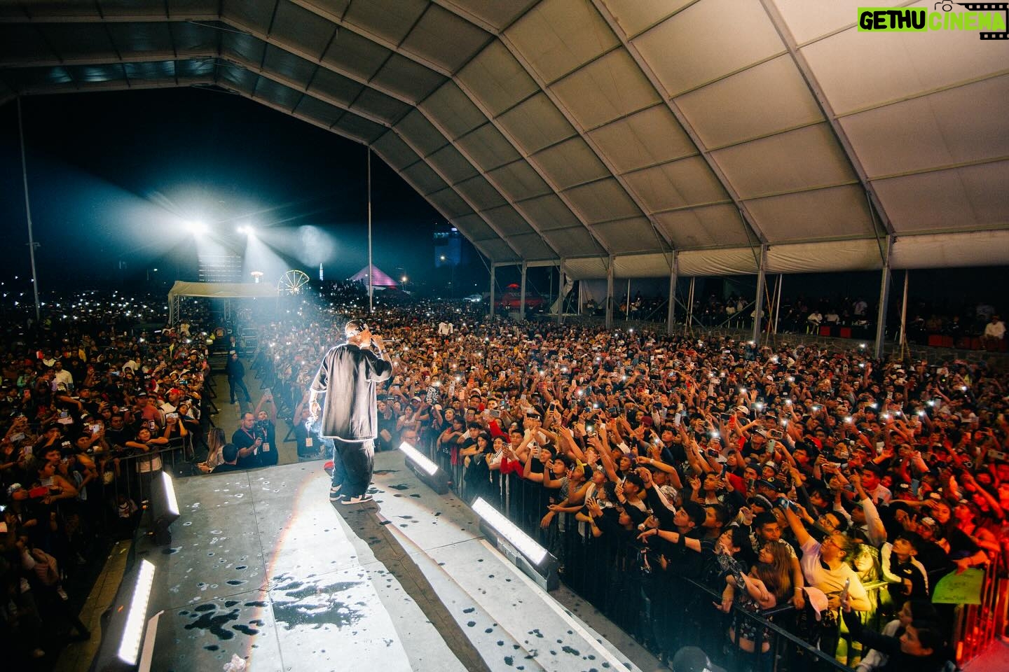 Santa Fe Klan Instagram - PUEBLA π₯π₯π₯π₯ Gracias carnales, se rifaron chingon!!! La pase con madre raza, nos vemos pronto!! Arriba Puebla!!! Pura Santa π₯πΆπ²π½π πΈ: @aese13