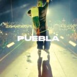 Santa Fe Klan Instagram - PUEBLA 🔥 Se prendió el cerro 🔥🥵🍻 La pase bien chingon banda, gracias a todos por acompañarnos!! Pura Musica de Barrio! 🎶🇲🇽 📹: @aese13