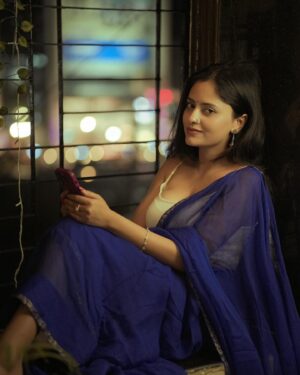 Sanya Thakur Instagram - चलते चलते यूहीं कोई मिल गया था….✨। 

Pc @sahil_navadiya_ 

#love #instagram #beautiful #fashion #indian #sanyathakur
