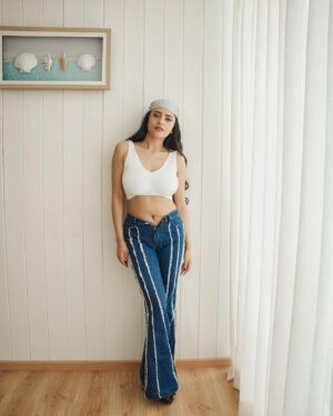 Sanya Thakur Instagram - I’m classy and sassy 😇 
.
📷 : @sahil_navadiya_ & team @fashion.by_snf 
💄 : @makeup_asfaque 
.
.
#instagood  #fashion #lifestyle #actress