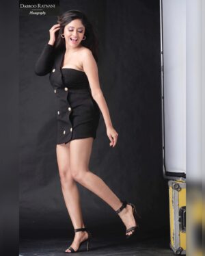 Sanya Thakur Instagram - Swipe right to see the real me !  #sanyathakur #newpost