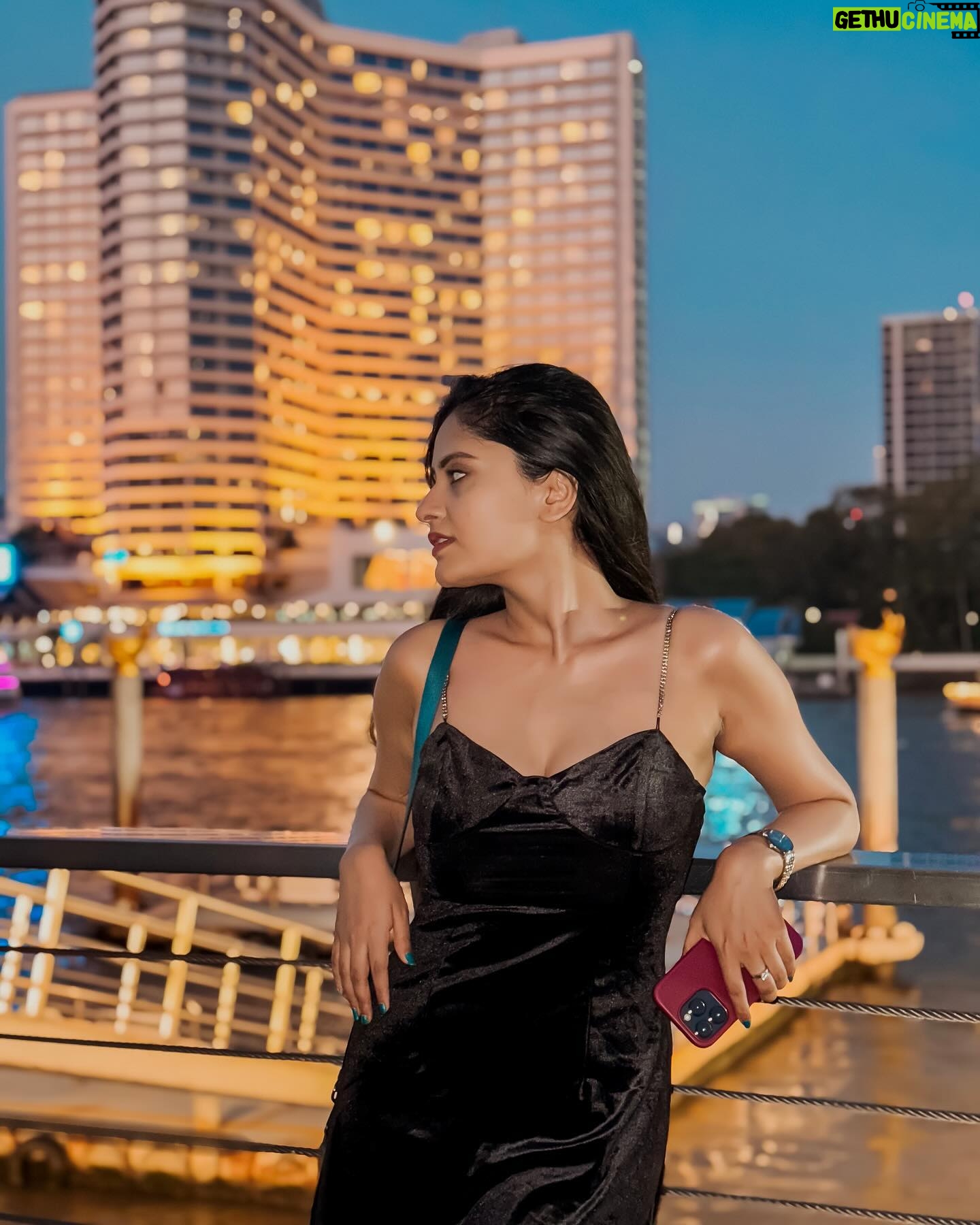Sanya Thakur Instagram - Some random clicks of #thailand dairies 🤩 . #travel #photos