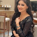 Sanya Thakur Instagram - Just a reminder for my love - Bindi & Jhumka 💃 ,what about you 🙋‍♀️. Stylist @harshithareddy_stylebook Mua @the_.magic_.touch (Thank you for managing all the traction,thank you ❤️ ) #sanyathakur #newpost