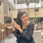 Sanya Thakur Instagram - Just a reminder for my love - Bindi & Jhumka 💃 ,what about you 🙋‍♀️. Stylist @harshithareddy_stylebook Mua @the_.magic_.touch (Thank you for managing all the traction,thank you ❤️ ) #sanyathakur #newpost