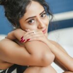 Sanya Thakur Instagram - I’m my own kind of beautiful 🤩 . . 📷 @sahil_navadiya_ & team @fashion.by_snf 💄 @makeup_asfaque . . . #instamood #happy #beautiful #me