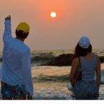 Sara Ali Khan Instagram - Are you a beach or mountain person? I’m a sunset seeking, peace loving, safety searching, sibling needing kind of person 🌅🌄☮️🕊️🥰 @______iak______