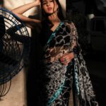 Sara Ali Khan Instagram – Sunday Blue Fan 🦋
Sunday Sun Tan ☀️🧴
Sunday Bus Stop 🚍🚏🅿️
Sunday Colour Pop 🌀💙