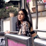 Sara Ali Khan Instagram – Sunday Blue Fan 🦋
Sunday Sun Tan ☀️🧴
Sunday Bus Stop 🚍🚏🅿️
Sunday Colour Pop 🌀💙