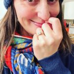 Sara Bareilles Instagram – We have been engaged for a year and this is the ring we chose- we picked it up yesterday. We bought the gold leaf at an arts fair in Mexico City last December because looking for a ring started to feel like it was distorting and eclipsing the beauty of choosing each other. Joe found this ring at an antique store upstate. I was buying tiny lamp shades. (So cute!) It didn’t fit my finger so I was scared to take the leap. I had been thinking I should go get something custom or really hunt for the “right ring” so I balked at it. We drove back to our house without it and talked about the concept of the ring. That it is something he wants to give me, not just get for me. That the leap of faith of not quite knowing if it was “the one” is just that. A leap of faith. And isn’t that life? I look at this ring and think of his big blue eyes and how sometimes they are pleading with me to let go and grow into something new with him. So I did. And we got it the next day and got it sized and now I just love that I see him when I look at it- I like looking at you @joetipps. 

Exceptional “hand holding things” pictures were taken by me. Please credit me I’m a very important photographer.