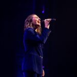 Sara Bareilles Instagram - #broadwayforbiden ❤️🇺🇸🏳️‍🌈🏳️‍⚧️ This event was unforgettable for many reasons. From climate protesters “singing” along with me about issues I totally agree with, to laughing and marveling at my incredible friends in theater, to sharing a deep conversation about how important firefighters are with @potus himself- I am reminded that the next election means so much. ALL the work we have to do depends on, among many things, making sure we win elections and especially this one. It is unthinkable to imagine the alternative. It was an honor and I love these pictures so much! Thank you @emilcohen!!