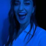 Sara Bareilles Instagram – We are live!!!!!!!!!!!!! @waitressmusical @tribeca @tsxentertainment