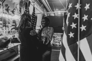Sara Bareilles Instagram - #broadwayforbiden ❤️🇺🇸🏳️‍🌈🏳️‍⚧️
This event was unforgettable for many reasons. From climate protesters “singing” along with me about issues I totally agree with, to  laughing and marveling at my incredible friends in theater, to sharing a deep conversation about how important firefighters are with @potus himself- I am reminded that the next election means so much. ALL the work we have to do depends on, among many things, making sure we win elections and especially this one. It is unthinkable to imagine the alternative. It was an honor and I love these pictures so much! Thank you @emilcohen!!
