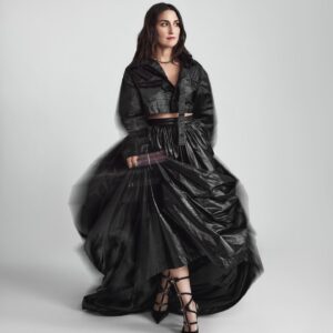 Sara Bareilles Instagram - I recently had a long and lovely conversation with Sara Stewart about all things life and Waitress- and did a full on fashion shoot. 😱🎩💅🏼 

The Waitress film releasing is one of the proudest moments in my life- and it has been hard won and a labor of love. I am so grateful for every chance to talk about it and share my excitement- like a proud mama. 

Sending love and pictures of me pretending to feel confident. 😉

Publication: @alexa_nypost

Photos: @victoriawill

Stylist: @anahitaglitters

Hair: @satokoco

Makeup: @samanthalmua

Nails: @nailcouturekk

Photo Editor: @jessicahober

Talent Booker: @thelifeofthepatty

Fashion Assistants: @alex_bullock, @megpowerss