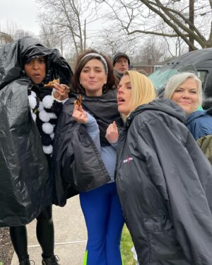Sara Bareilles Instagram - There’s so much to say about why I love this show- but my friends @pellpix and @busyphilipps posted today and so it made me want to post. What can I say? I’m part lemming. (So cute) also I love @reneeelisegoldsberry and @scardinoandsons and @kimmygatewood for being the best best most fun. 
Sorry you’re not pictured unless you are? I didn’t take that much time making this post. 
Here are some photos. 
1. Me 
2. Me
3.Me
4. Probably me I don’t remember what the order is
5. Maybe a group shot or just me 
6. See above 
7. Me again? 
8. A poem 
9. I don’t remember and I’m too lazy to figure out how to stay organized 
10. @ingridmichaelson and me. ( I know this one!)