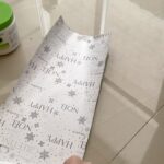 Saraí Meza Instagram - Definitivamente algo que recomiendo y seguiré haciendo en 2024 es cuidar mi piel. No solo por un tema estético, sino porque también es importantísimo prevenir enfermedades de la piel, protegernos del sol y darnos un apapacho. Yo sé que muchas personas no le dan importancia a esta parte, pero les prometo que ha sido un antes y después para mi carita. El otro día estaba viendo fotos del 2020 y les juroooo que cada mes o cada dos meses me salía un grano enorme en alguna parte de mi carita, y entre otras cosas, mucho era porque estaba deshidrata y eso también causa acné 😳 cosa que yo no sabía!! Así que si quieren empezar el año con todo, no se esperen a enero… den ese paso importante hoy, y aprovechen la promoción de los 12 deseos de Cetaphil. Pueden encontrar los productos del post. También creo que es un gran regalo!!! 🥰 Cuéntenme si ya han usado algún producto cetaphil y que tal se han sentido, los leo” #LoNuestroEsLaPiel #LoTuyoEsVivir #VisitaTuDermatólogo #Publi #Publicidad #Ad @Cetaphil_Mexico