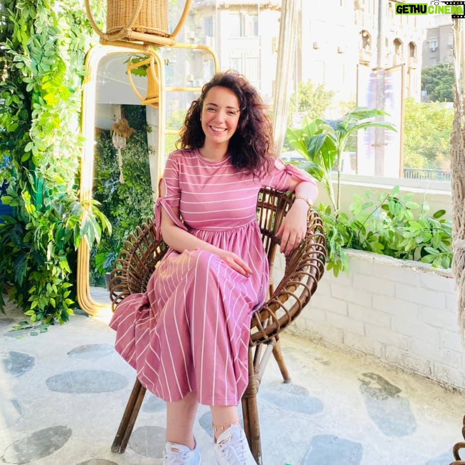 Sara Derzawy Instagram - سلام عليكم 🖐️🤗 Merci manola 😘@manalawaadsoliman #سارة_درزاوي