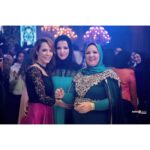 Sara Derzawy Instagram - ‏" هي أمي .. ومأمني .. وأماني .. وإيماني .. وأمتي .. ومسكني .. وسكني .. وروحي .. وراحتي .. وكل كلي "⁦ ⁦❤️⁩⁦❤️⁩😘 كل سنة وانتي طيبة يا حبيبتي .. ربنا يديكى الصحة والعمر الطويل و يريح بالك و يفرحك 🌹😘😘 #سارة_درزاوي #مسرح_مصر