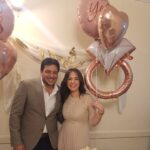 Sara Derzawy Instagram - سنة في حبك .. سنة في قربك ..ولا أجمل ولا أغلى ولا أحلى 🥰❤️❤️💍 كل سنة وانت معايا يا أحلى و أهم قرار في حياتي 😘❤️😘