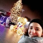 Sara Derzawy Instagram - Merry Christmas 🎄☃️ #tb #russia #moscow #redsquare #snow #frozen ❄️❄️ #masr7_masr #masrah_masr #sara_derzawy #مسرح_مصر #سارة_درزاوي أنا في مصر دلوقت والله يا جماعة 😅