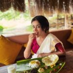 Sara Gurpal Instagram – What a beautiful day 🌸

ഈ മനോഹരമായ അവസ്ഥയിൽ ഇവിടെ എത്തിയതിൽ വളരെ നന്ദിയുണ്ട്.
സാറയിൽ നിന്നുള്ള സ്നേഹം ♥️
📍 @themudhousemarayoor