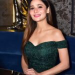 Sara Khan Instagram - ❤️ 👗 @pamchhatwal