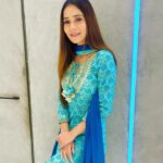 Sara Khan Instagram – Just 💙💙💙💙

#ssarakhan