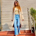 Sara Khan Instagram - Thank u Kanpur for the warm welcome 🙏 in this crazy cold 🥶 #kanpur #event #ssarakhan #bliss